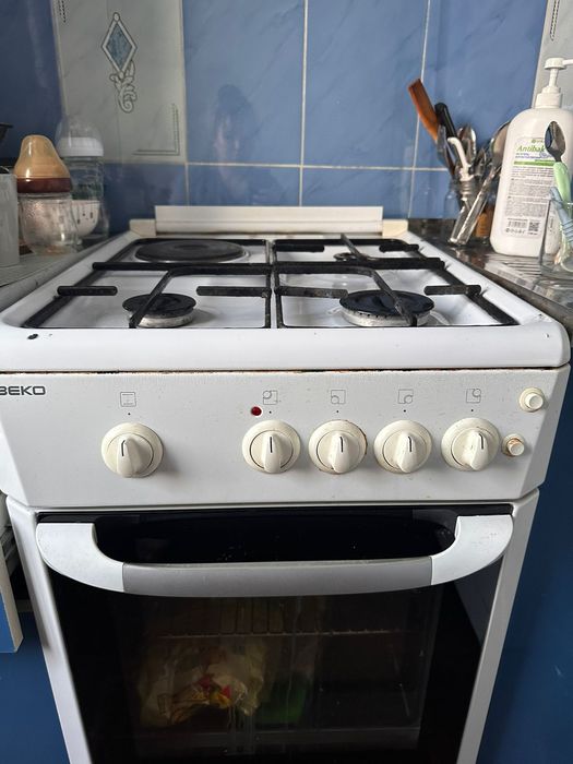 Продам Газ плиту