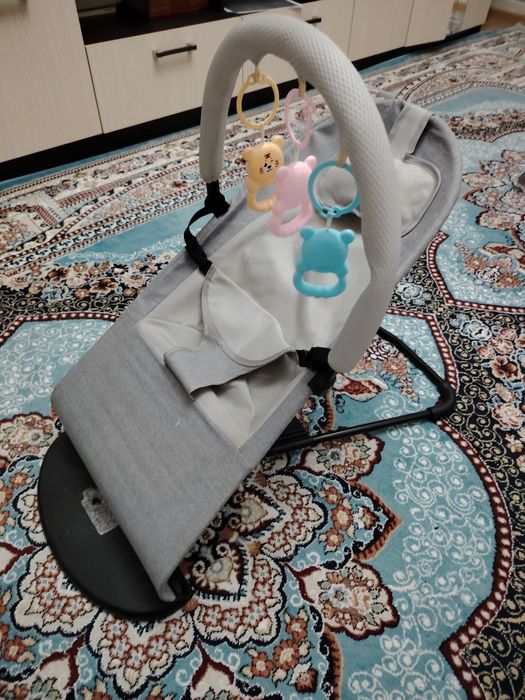 Продам шезлонг, б/у