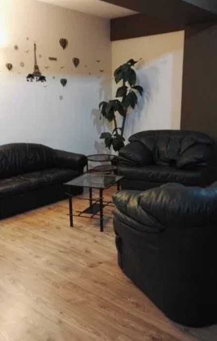 Дава се под наем Тристаен апартамент в Пловдив, Тракия - 78 кв.м за 244.8 € - Снимка #1