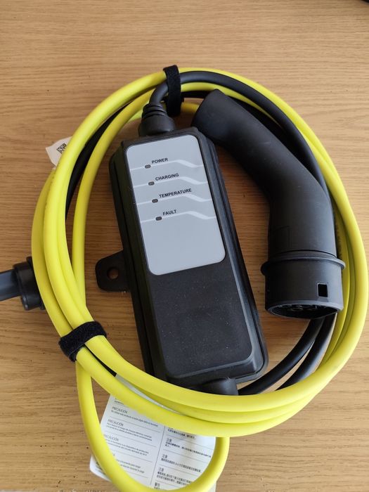 Încărcător Original EV Aptiv Type 2 (Stație Portabilă) - 1.9kW / 8A - Nou