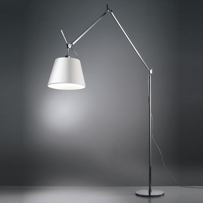 lampa noua artemide tizio led a009210 sau demetra sau tolomeo mega terra pret/