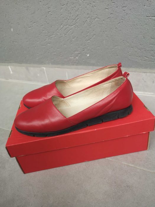 Balerini Comart din piele naturala moale, confortabili, marimea 40