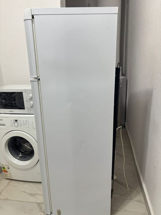 Холодильник, в хорошем состоянии