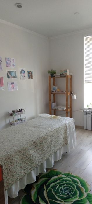 Сдам половина кабинета