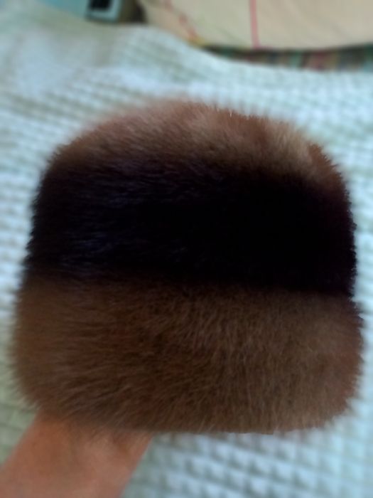 Бас киім, қоңыр түсті