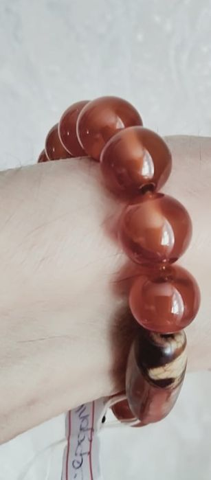 Продам срочно Сердолик камень