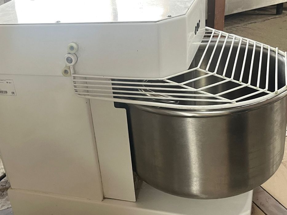 Продам  тестомес