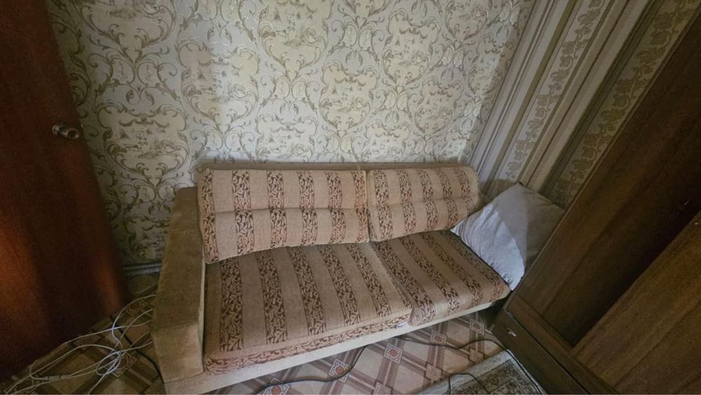 Чистые диваны Даром Самовывоз!