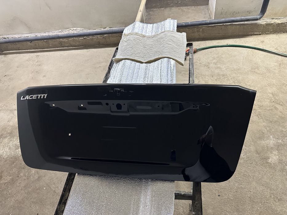 Продам дверь и багаж от Гентра 2022 елегант