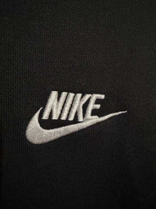 2 броя Nike Sportswear Sweatshirt.