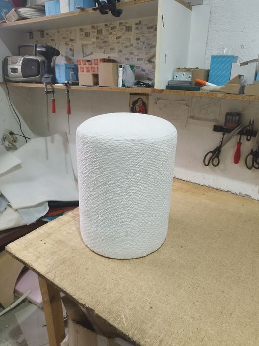 Тапицирани Табуретки