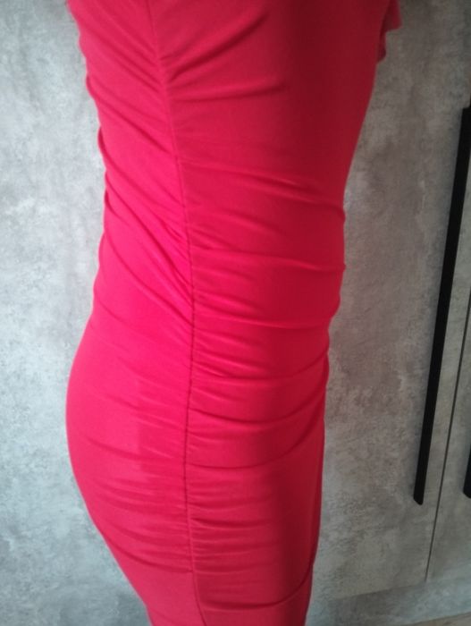 Платье в обтяжку