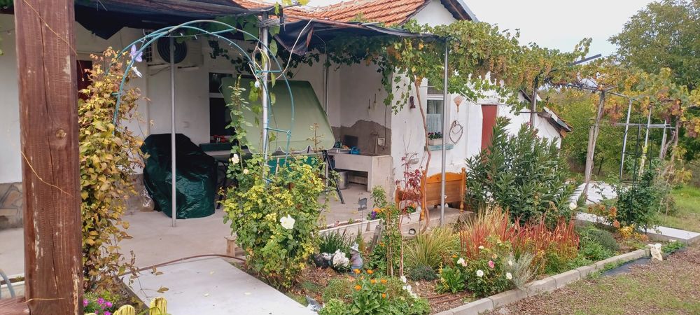 Продава се Къща в с. Селци, Област Пловдив - 60 кв.м за 1167 €/кв.м - Снимка #1