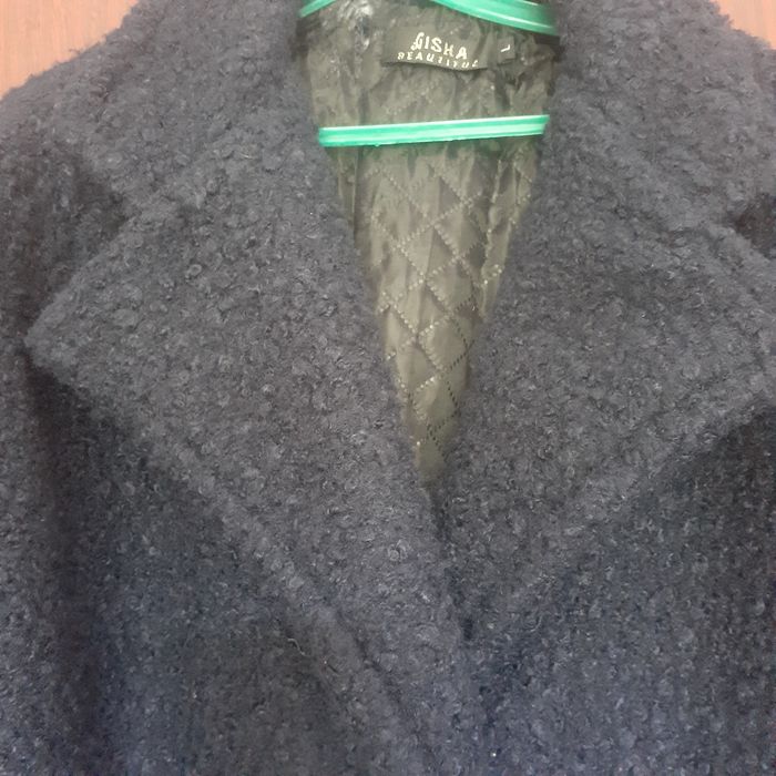 Продам женское пальто