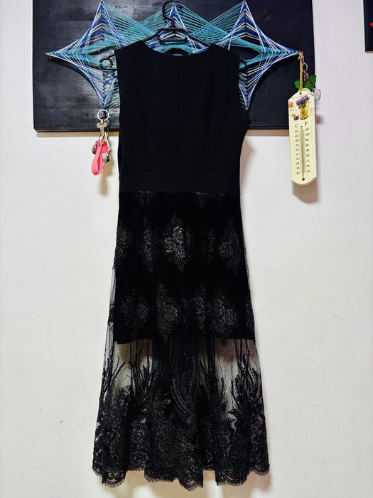 Rochie eleganta neagra