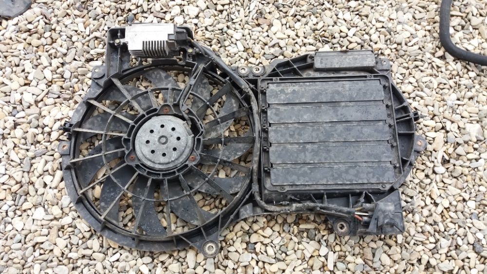 Broasca radiator apa electroventilator cu releu audi a6 c6 4f 2.0 TDI