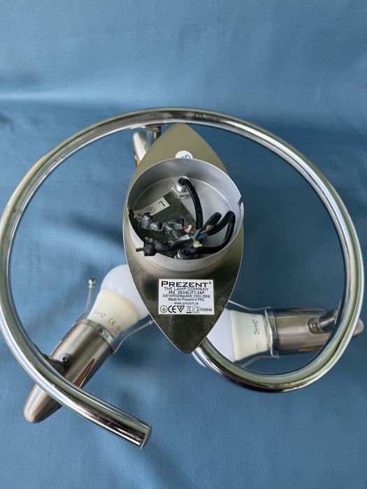 Лампа , осветително тяло , абажур