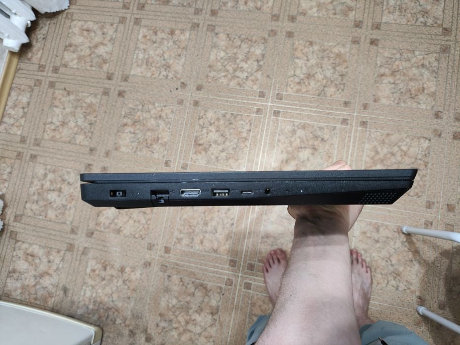 Игровой ноутбук Lenovo