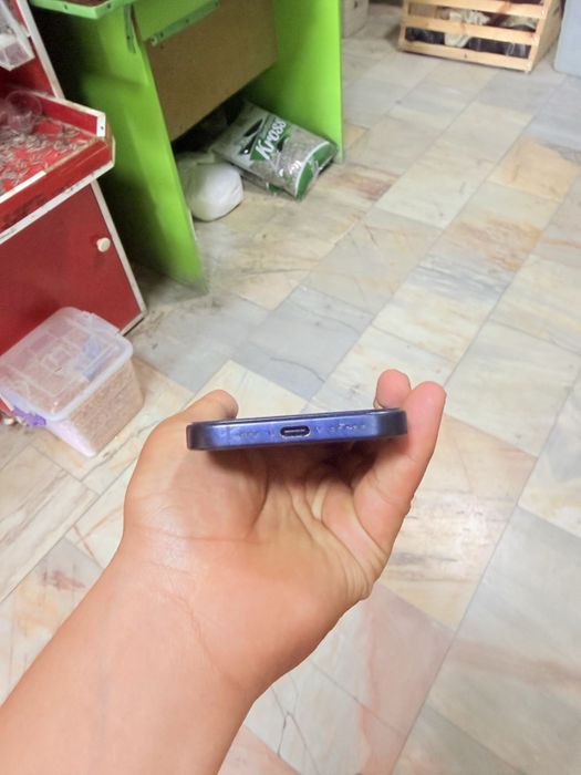 Iphone 15 pro Sotiladi