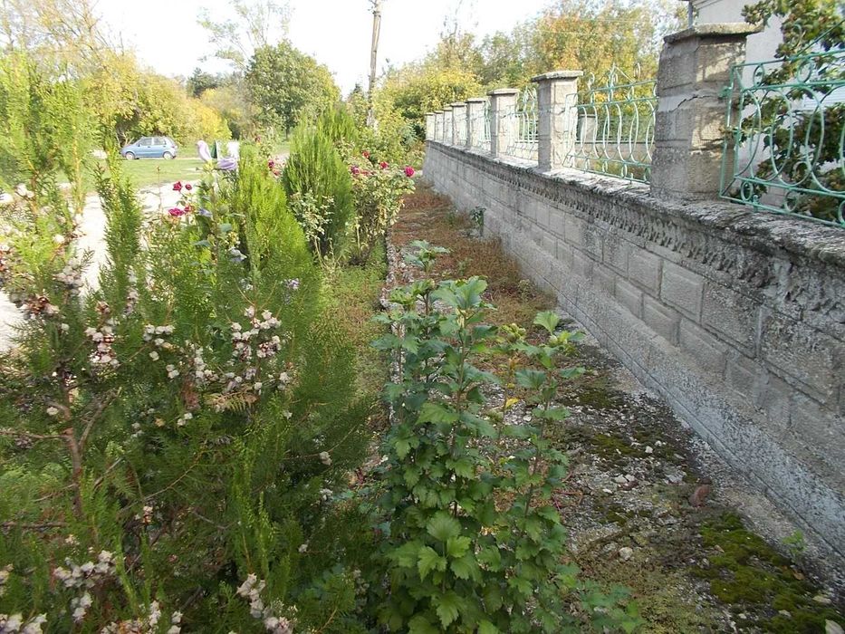 Продава се Къща в с. Змеево, Област Добрич - 120 кв.м за 384 €/кв.м - Снимка #20