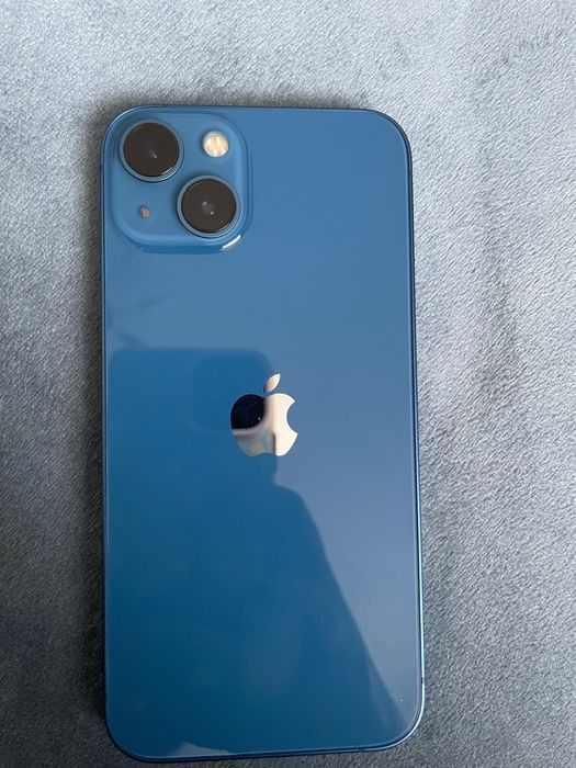 продам iphone 13