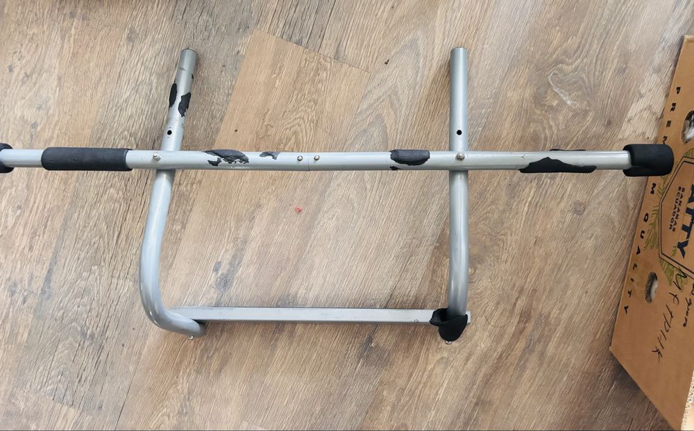Турник на дверной проем