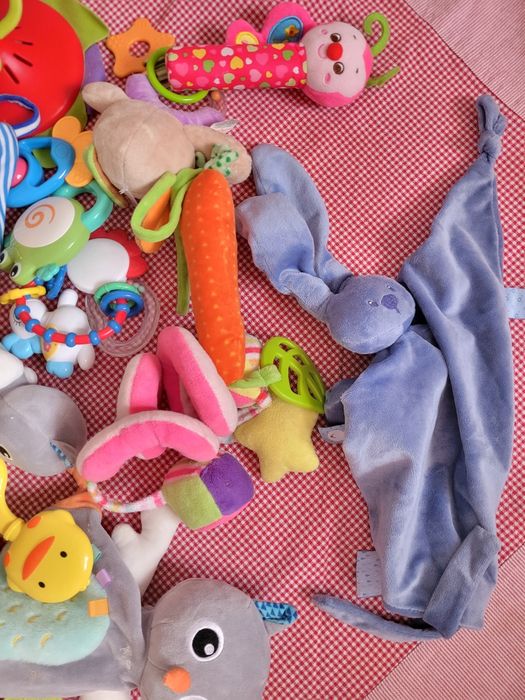 Lot 20 jucării copii bebeluși