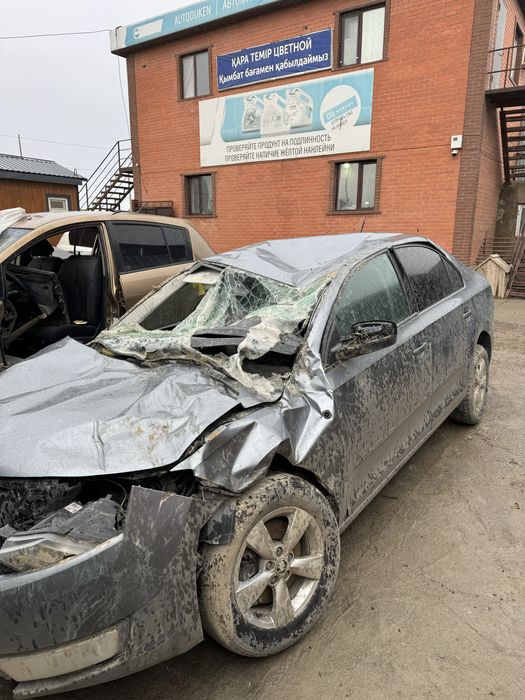 Разбор шкода рапид 2013