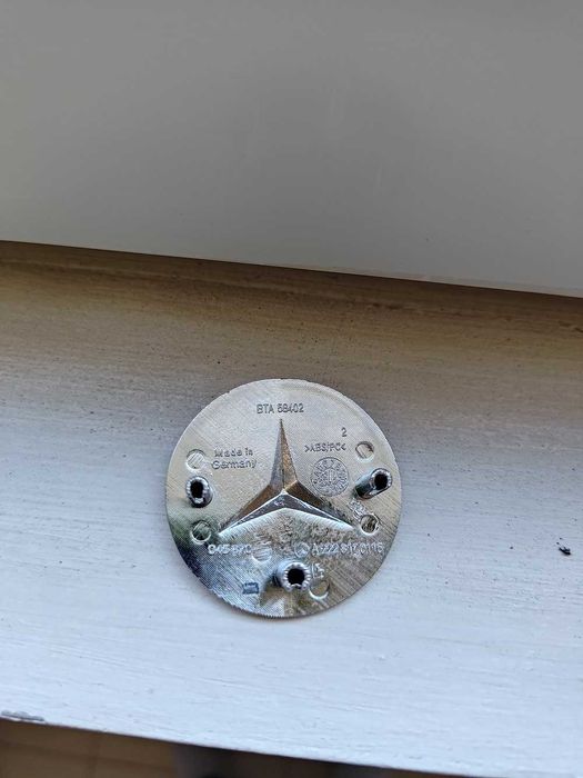 Оригинална емблема за решетка Mercedes S W221, E W211/W212 monto.bg