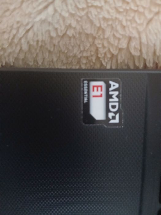 Laptop ASUS x552e