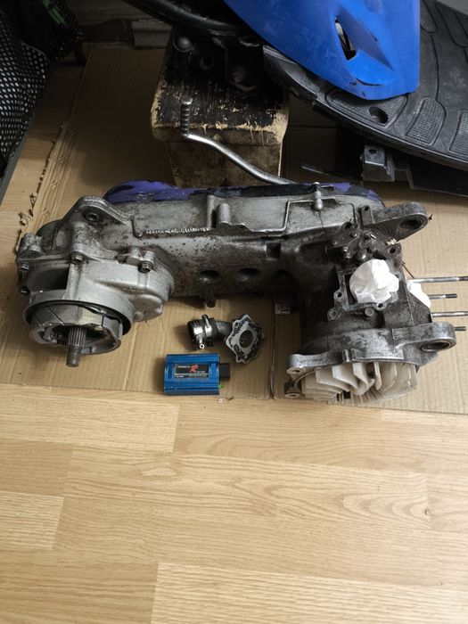 продам комутатор на suzuki lets 2 и мотор от Сузуки зз инчап спорт