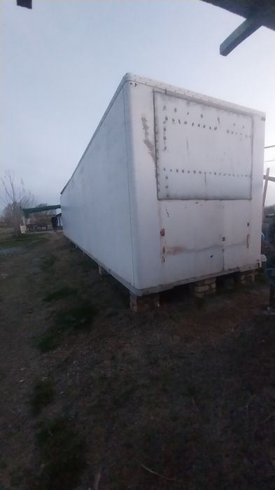 Sanoat sovutgichi (Xolodilnik) sotiladi – Katta hajmli va hamyonbop!