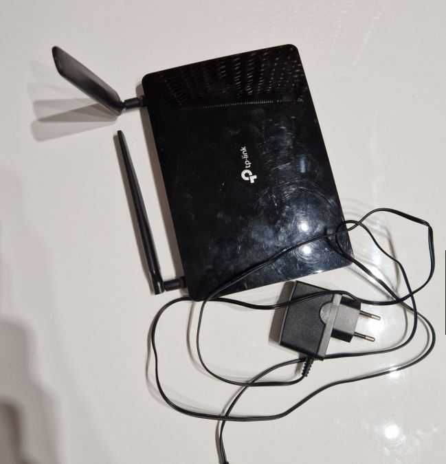 Router 4G LTE TP-Link TL-MR6400 Wireless N, cu SIM