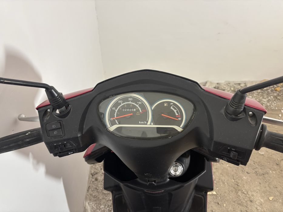 Продаю Мопед LIYA M5