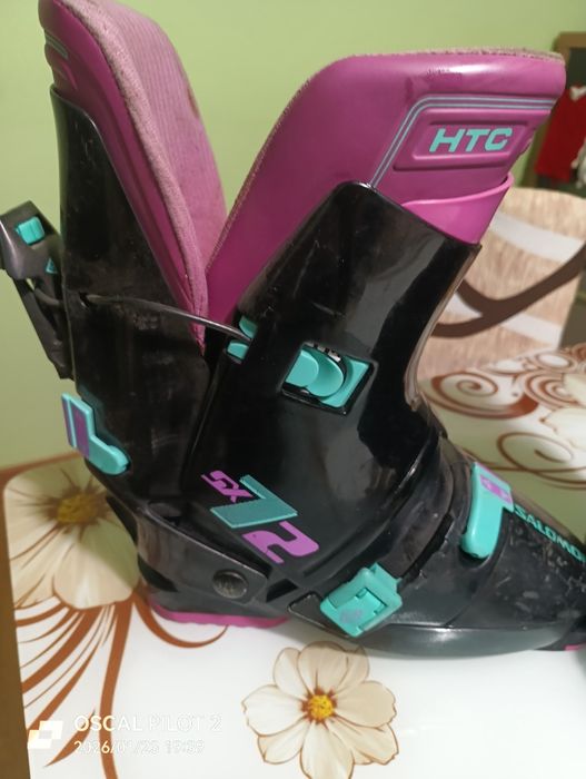 Clapari Salomon ( rosu) 25.5 , 39-40 /( negru )27,5 42-43