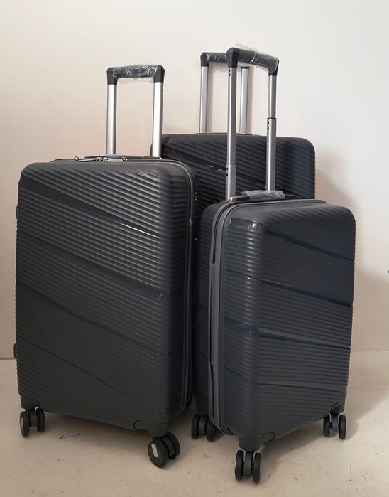 Куфари от полипропилен / безплатна доставка (