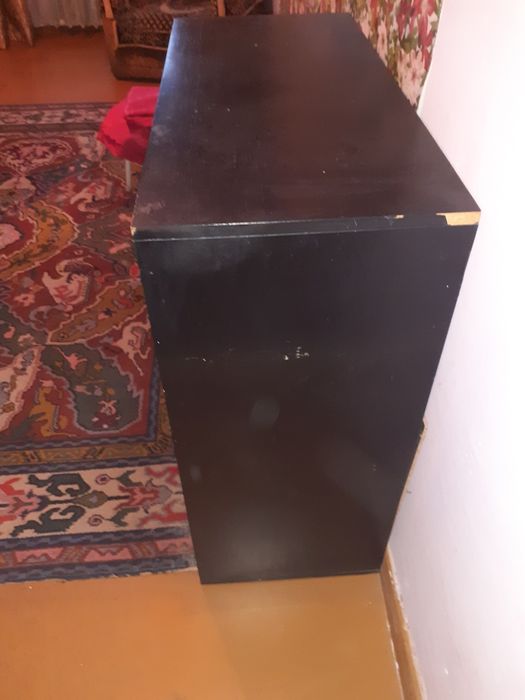 Шкаф универсальный с полками