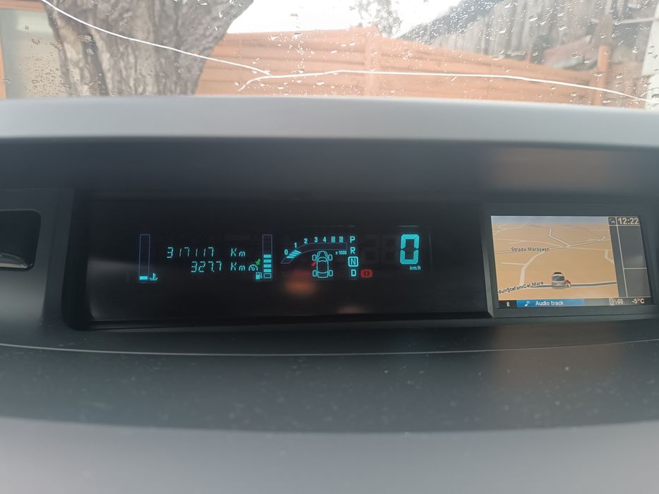 Renault Grande Espace IV 7 locuri a 10-a 2014