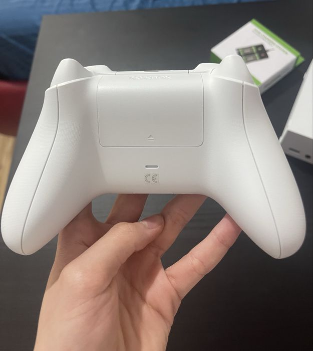 Xbox Series S, Garanție 2 ani,