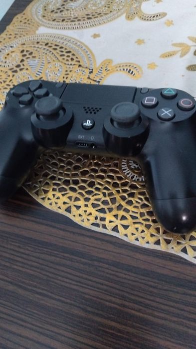PS4 FAT 1TB+controler