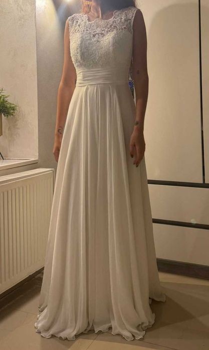 Rochie Mireasă model romantic dantelă mărgele XS-S