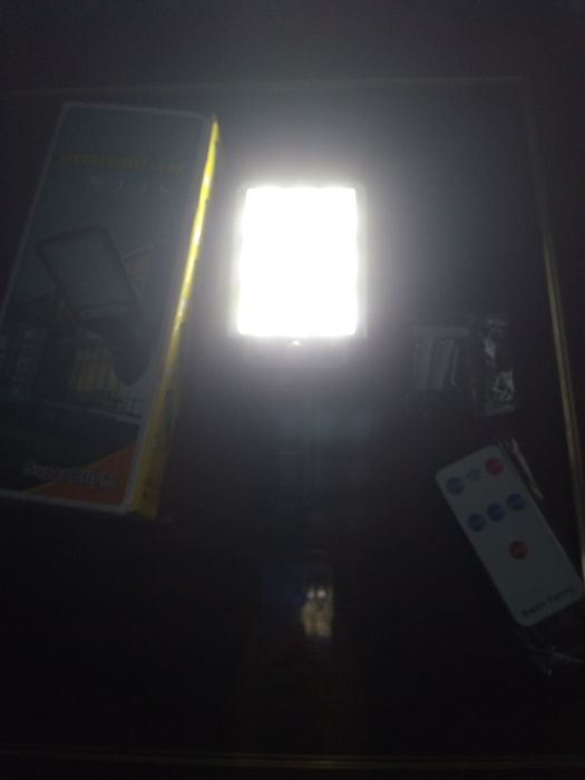 Соларна, сензорна, дворна лампа