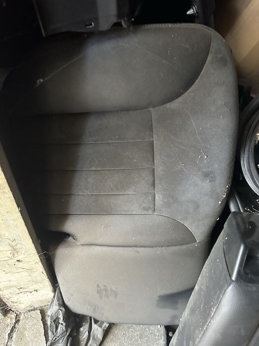 Кожени седалки - Мерцедес МЛ 2009г.