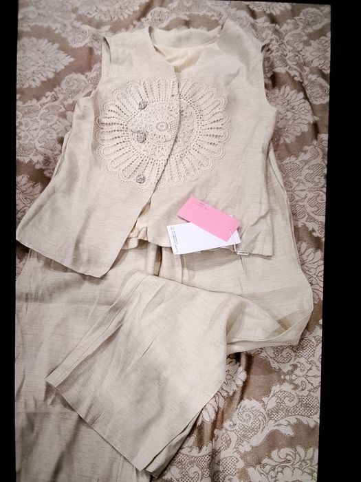 Женская одежда в отличном состоянии