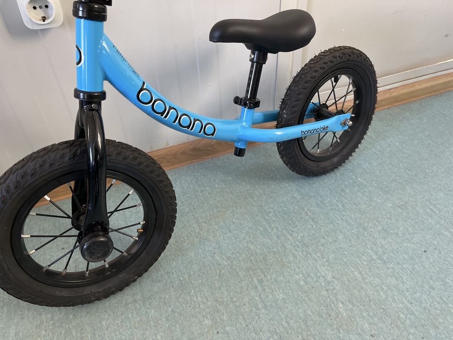 Bicicleta fara pedale Balance Bike, banana bike, 12 inch, varsta 2-5 ani, cadru din aluminiu, albastru