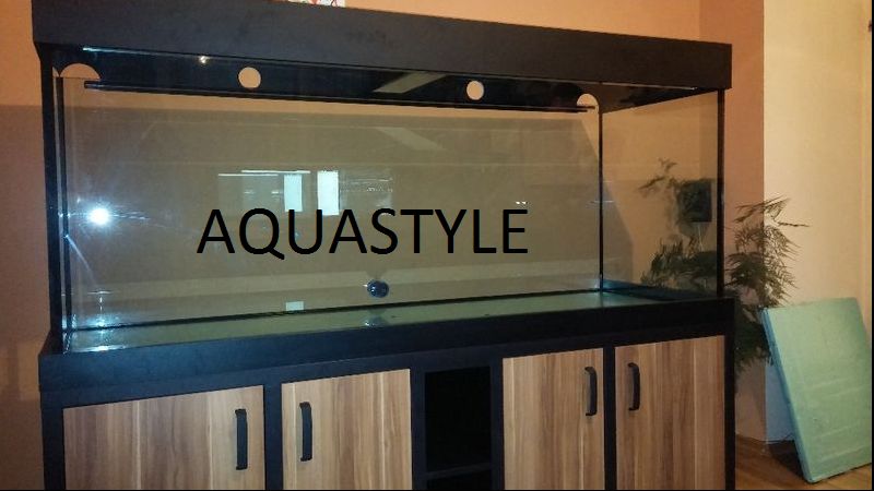 Аквариуми (цели комплекти)