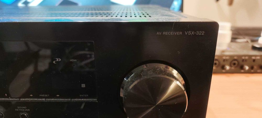 Pioneer VSX-322 resiver