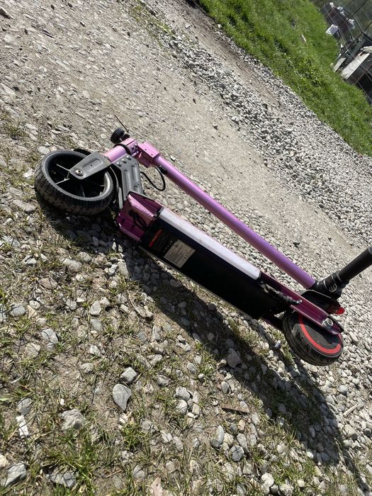 Vand trotineta electrica pentru copii !