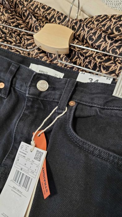 Дънки, черни, Mango