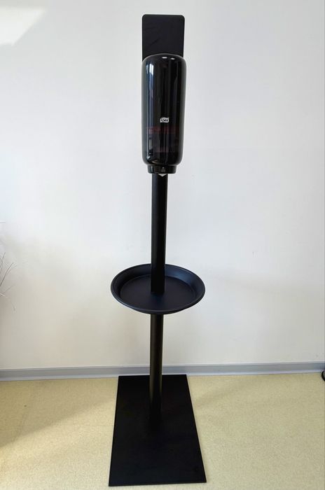 Tork - стойка с диспенсър за дезинфектант/сапун